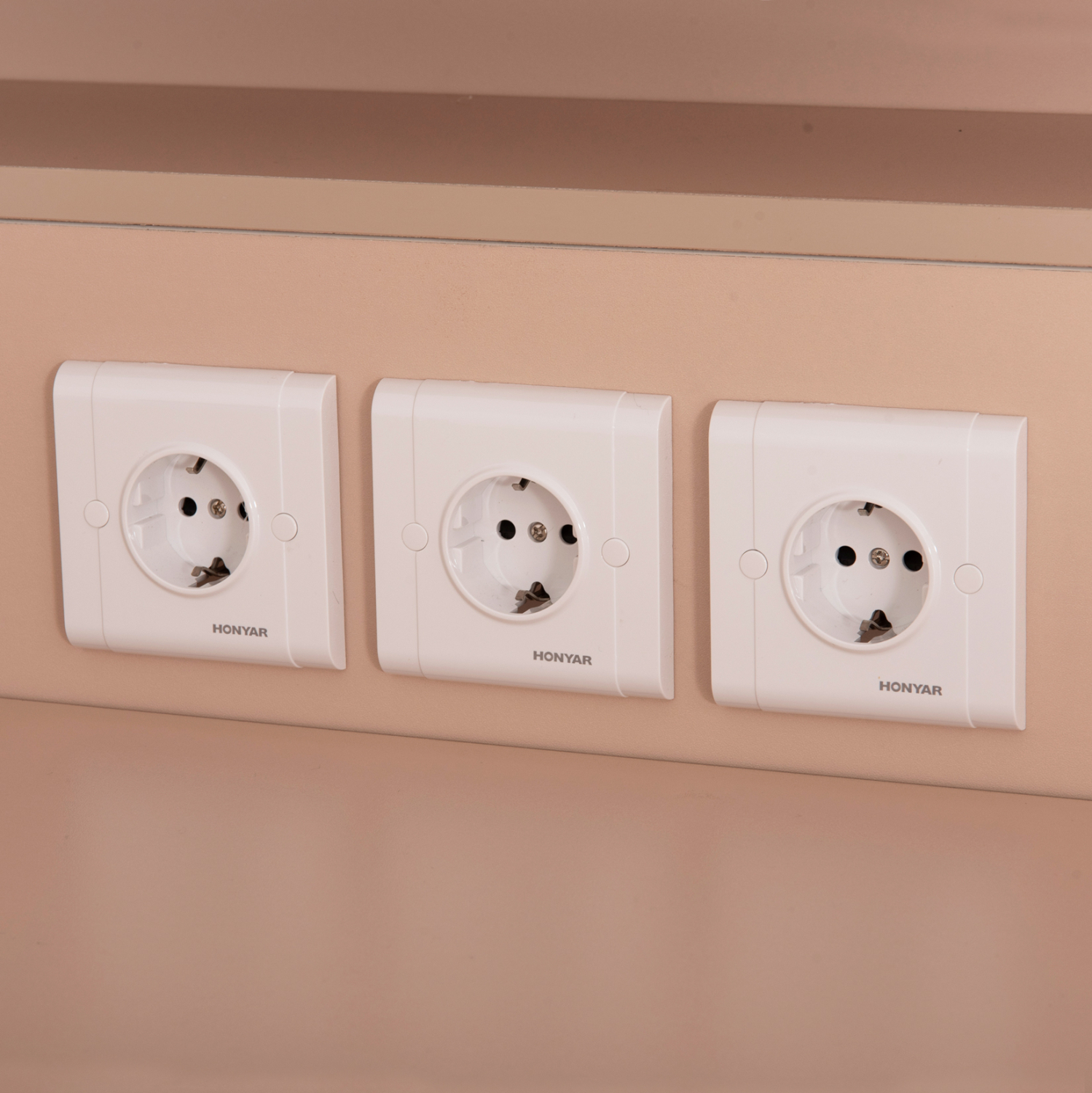 ΓΡΑΦΕΙΟ ΥΠΟΔΟΧΗΣ DALTON HM2068.02 ΜΕΛΑΜΙΝΗ ΣΕ SONAMA-ΜΠΕΖ 240x80x106Υεκ. - Image 7